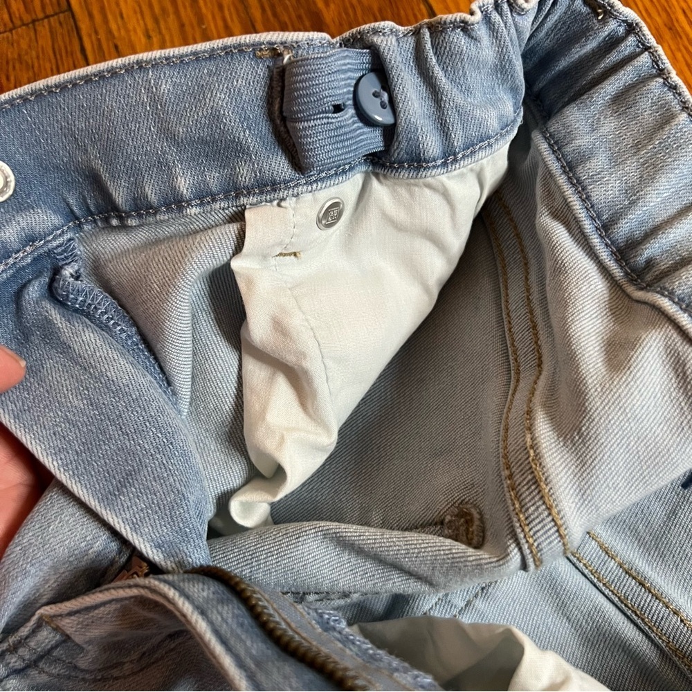 Uniqlo| Kids Light Blue Straight Leg Jeans- Size 9-10 years - Picture 10 of 11